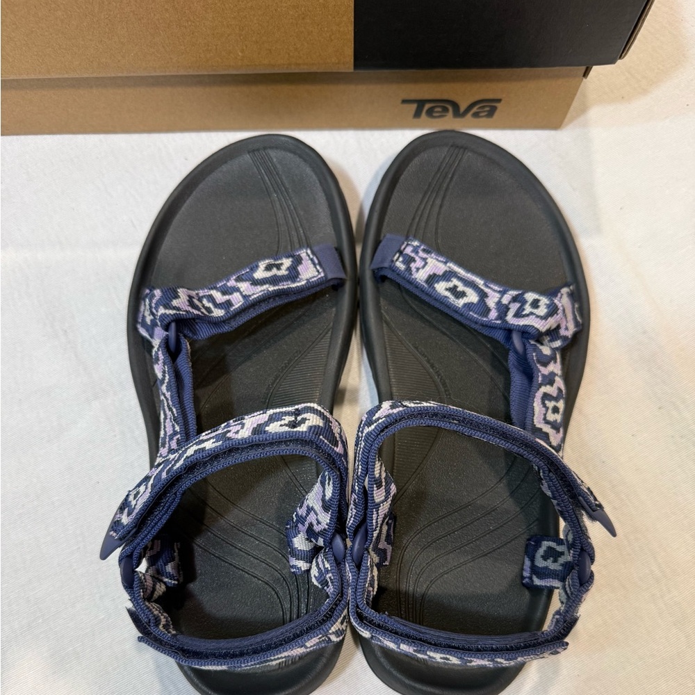 Teva Hurricane 4 Sandals - Womens Size 9